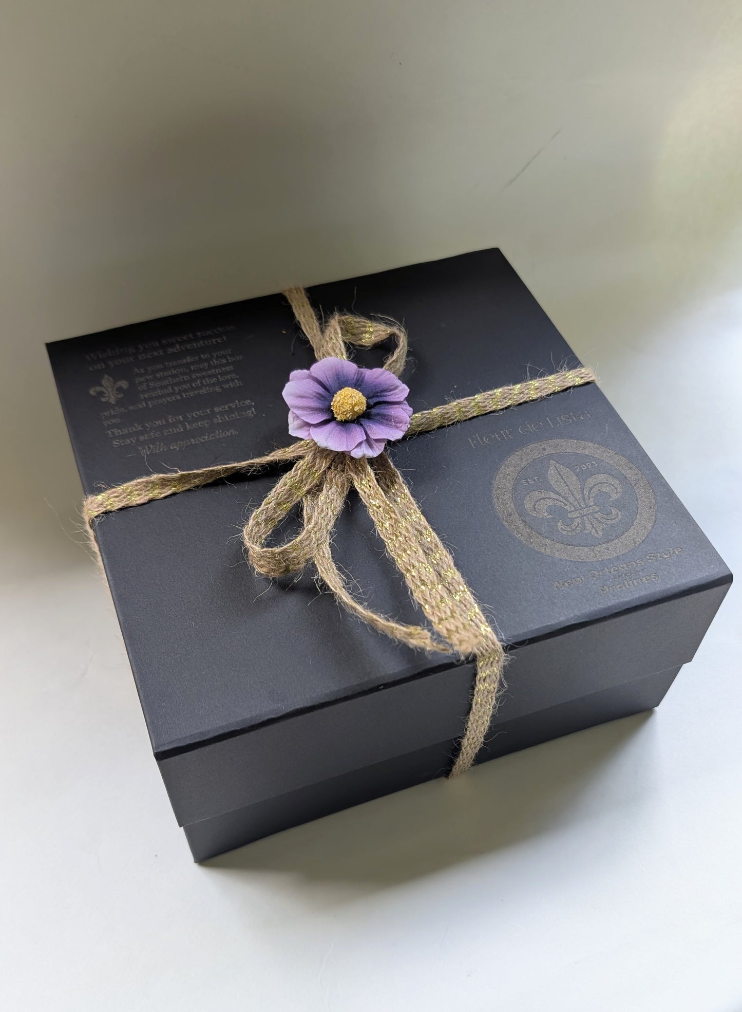 Custom Luxe Dozen